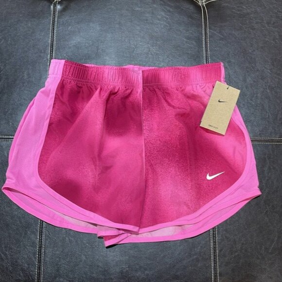 Nike Women's Dri-FIT Tempo Printed Running Shorts - Picture 6 of 11